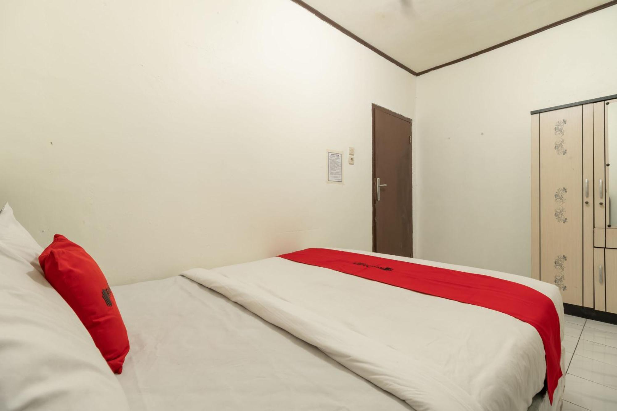 Reddoorz Near Pondok Indah Water Park Cakarta Dış mekan fotoğraf