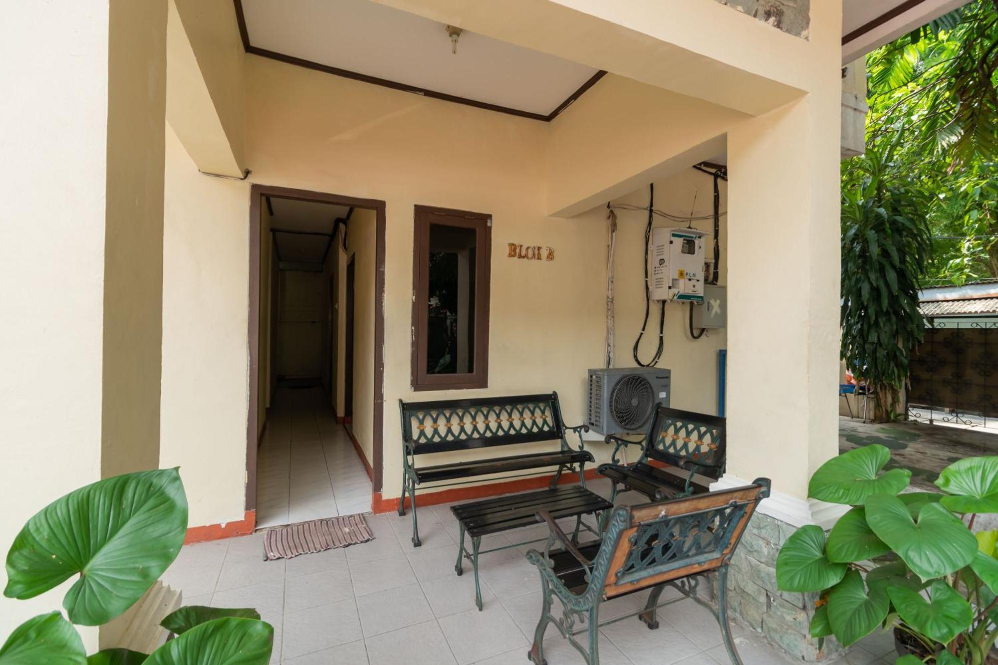 Reddoorz Near Pondok Indah Water Park Cakarta Dış mekan fotoğraf